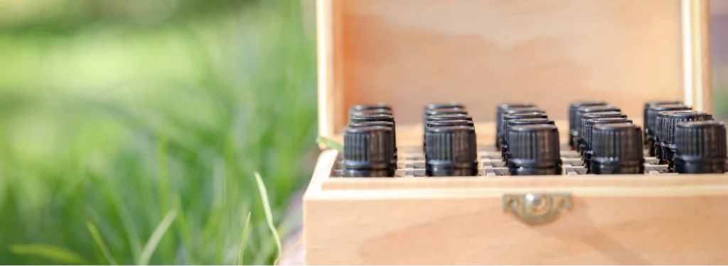 Huiles essentielles d'été, piqûres, coups de soleil, vacances