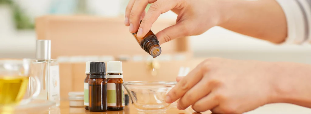 Huiles essentielles d'été, piqûres, coups de soleil, vacances